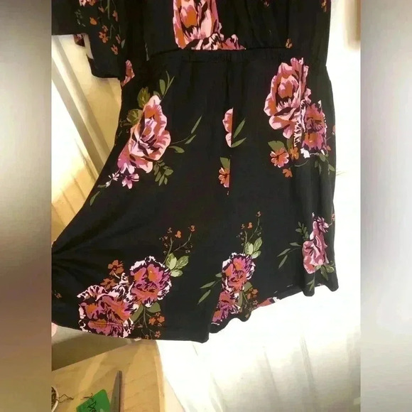 Floral VENUS Lascana romper size 36 - Picture 14 of 15